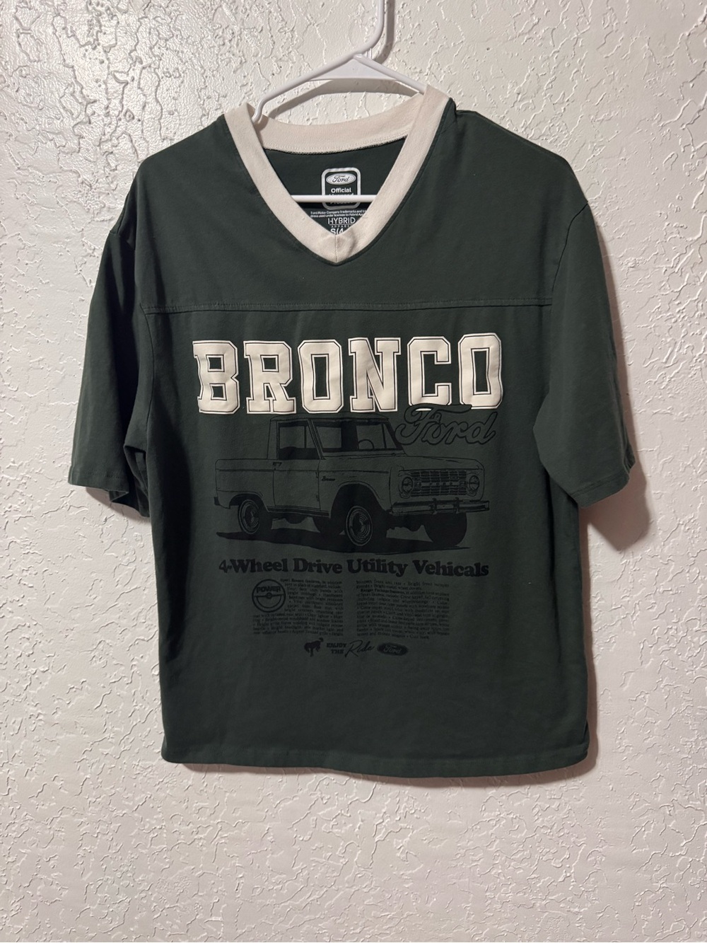 Ford Bronco Graphic Tee by Hybrid Apparel 
Women’s size small